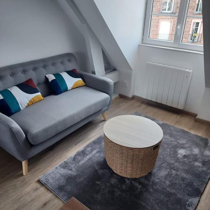 Bel Appartement F2 Hyper Centre Refait A Neuf Κουτάνς Εξωτερικό φωτογραφία